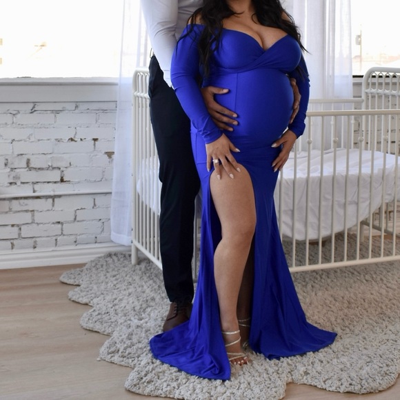 Maternity Dresses - Picture 7 of 8